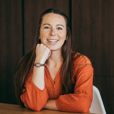 Ellie, Fractional Accountant